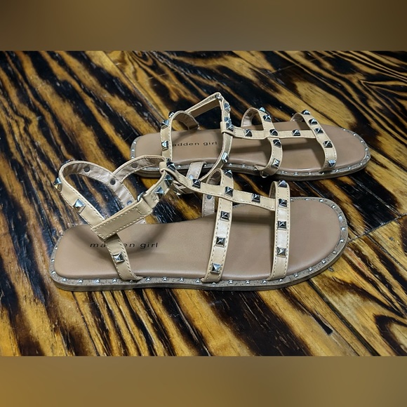 🎀Maddengirl•gladiator style sandals - Picture 5 of 9